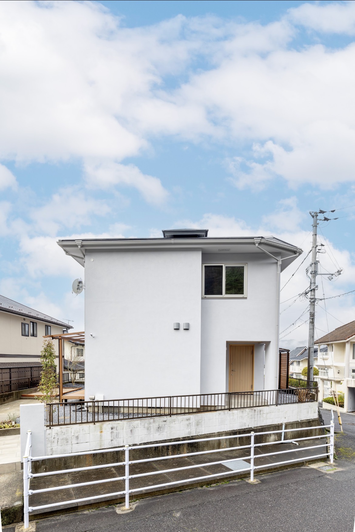 リノベーションモデルハウス『この素敵な五月に』の外観