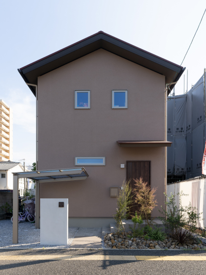 素の家『街中でほがらかに暮らす家』　広島市西区の家